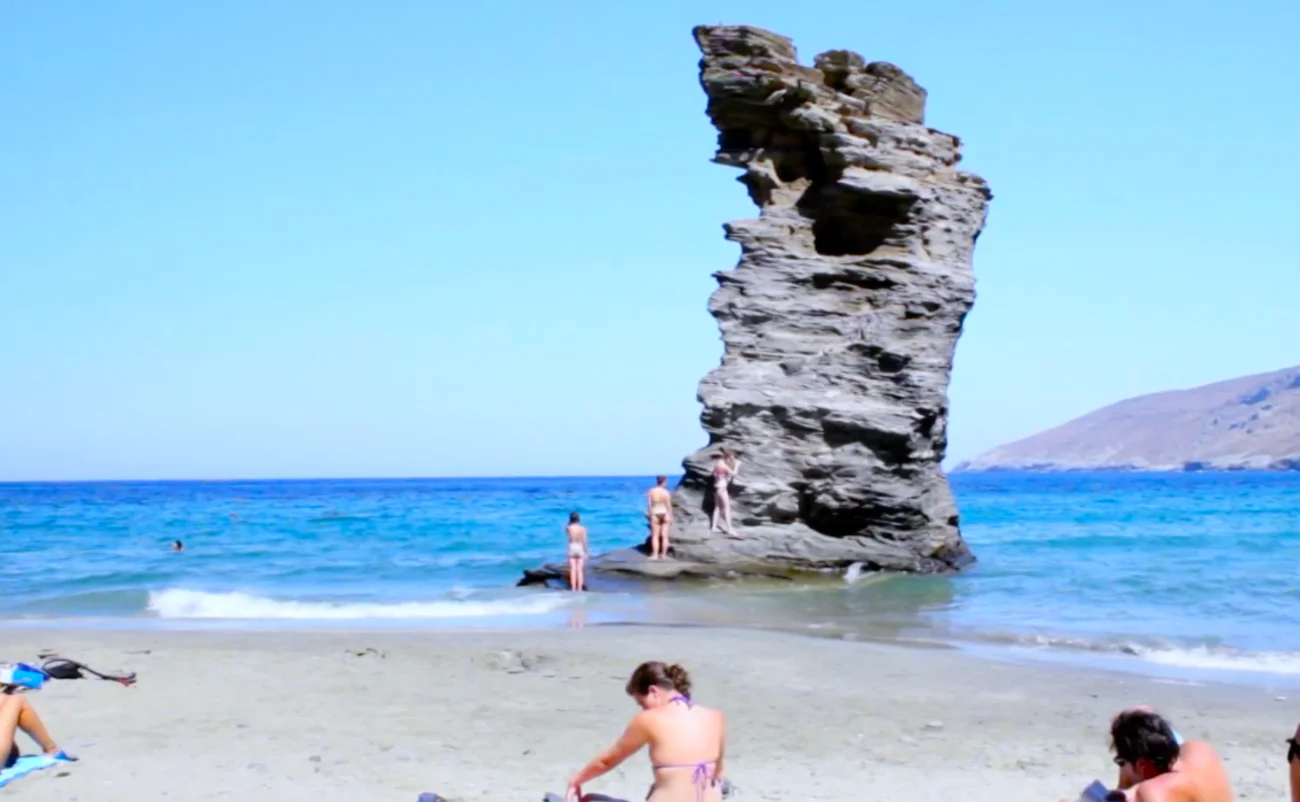 Tis Grias to Pidima Beach