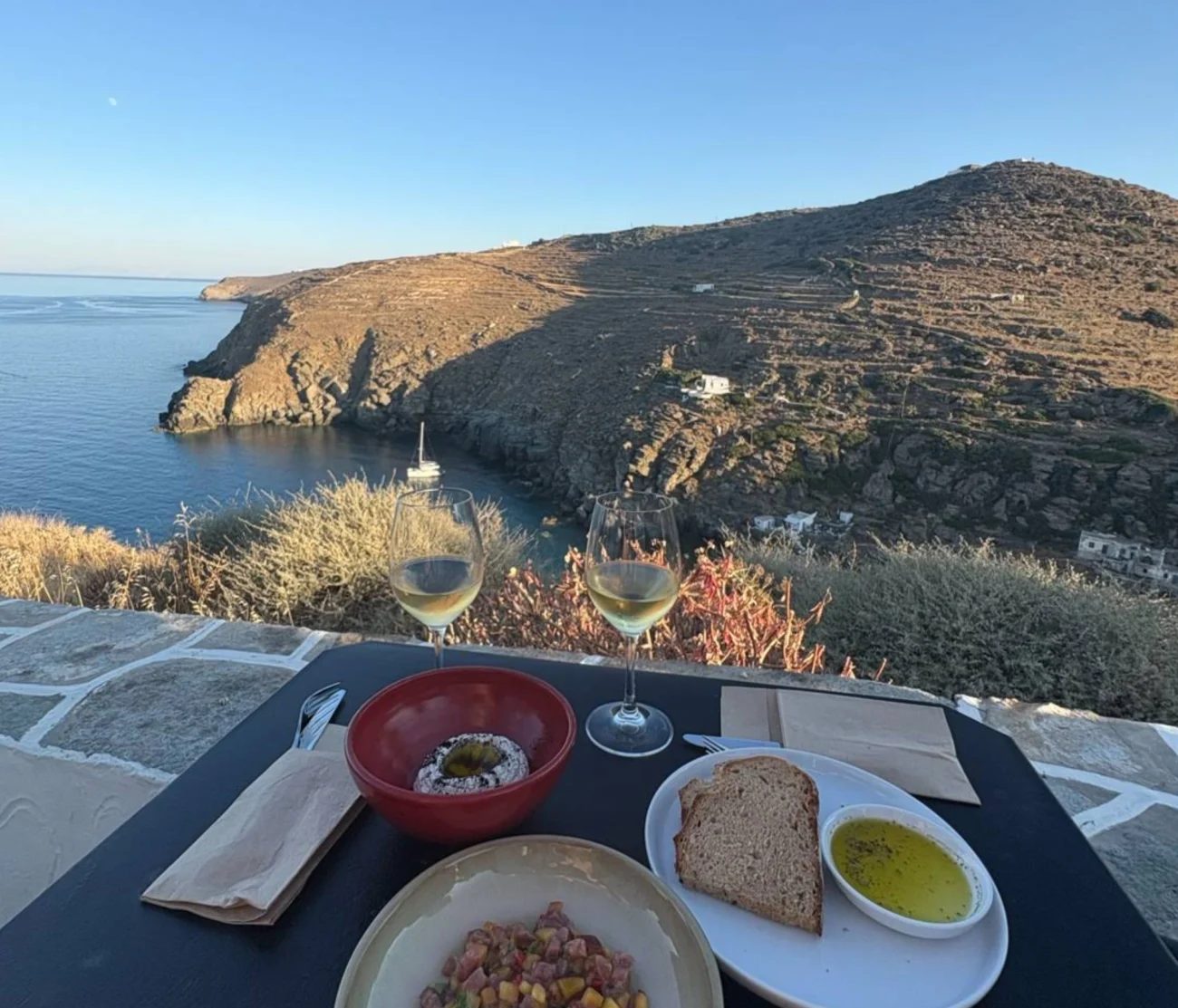 Best Wineries and Wine Tastings in Sifnos